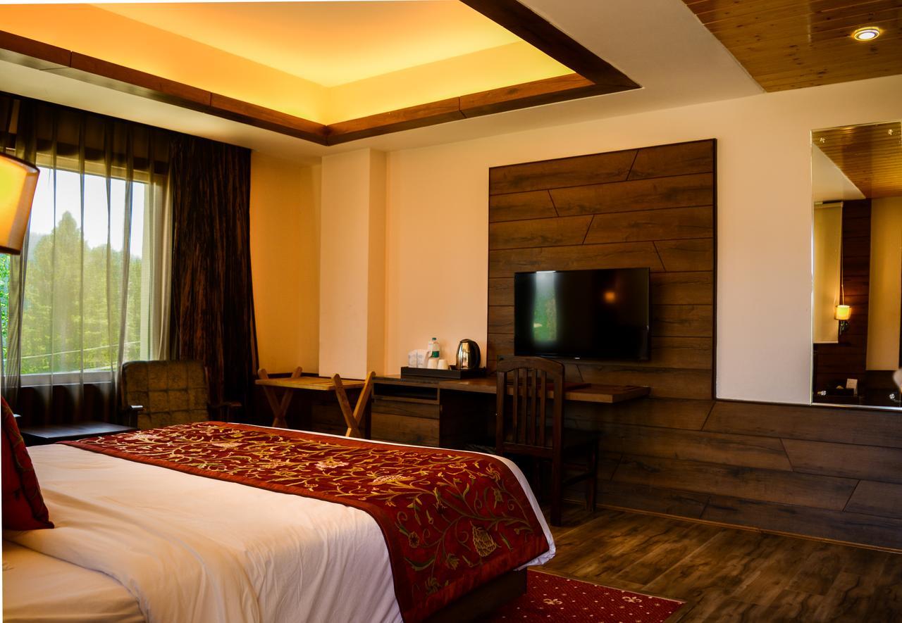 The Rosewood Hotel Gulmarg Exterior photo